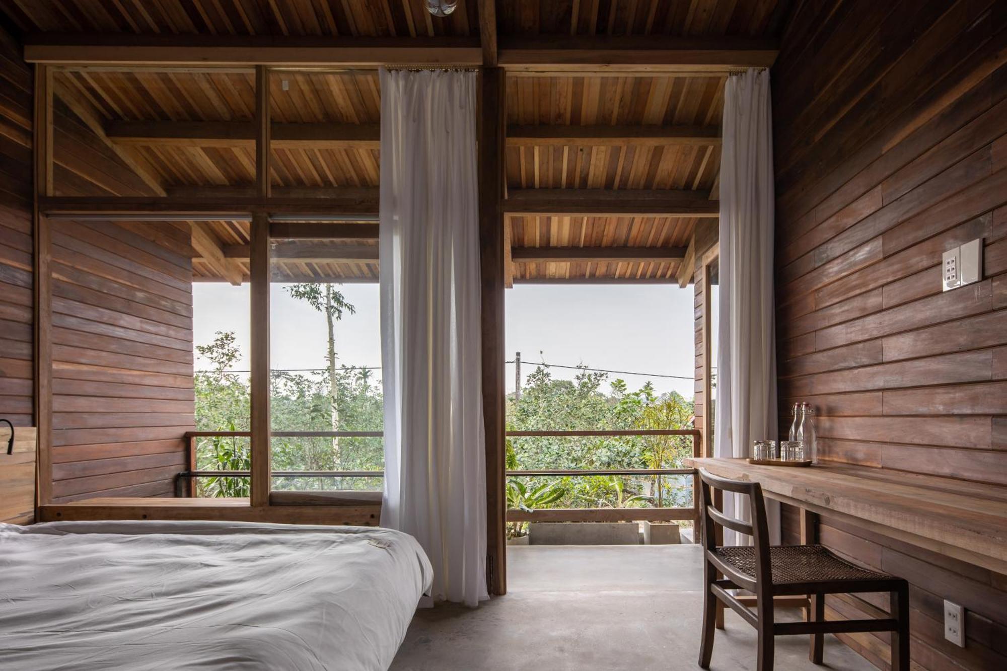 Hachi Homestay & Spa Hue Zewnętrze zdjęcie