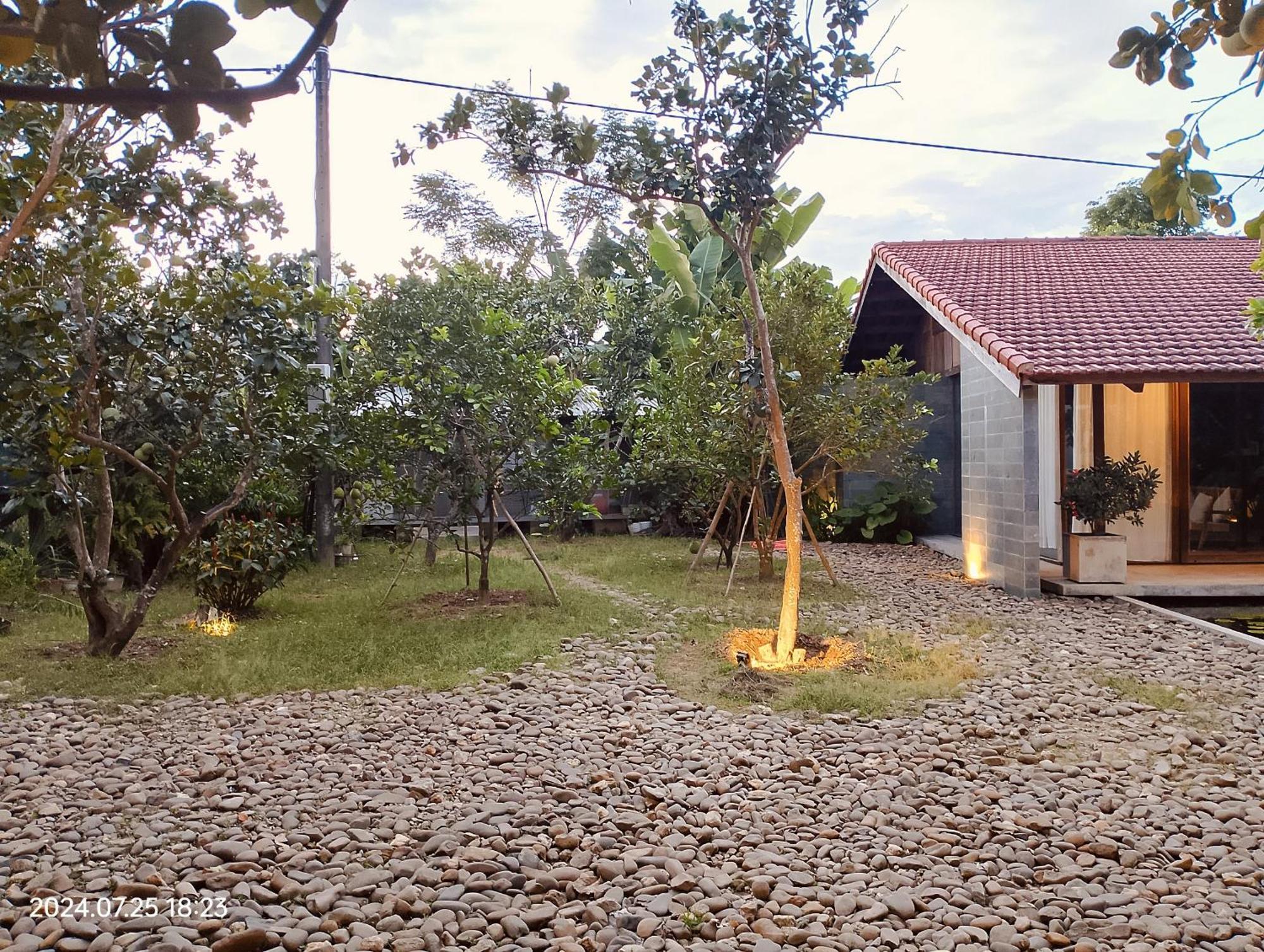 Hachi Homestay & Spa Hue Zewnętrze zdjęcie